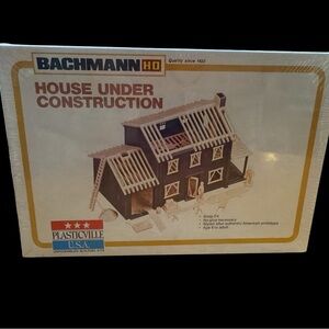 Bachmann HO House Under Construction Model Kit - Brown